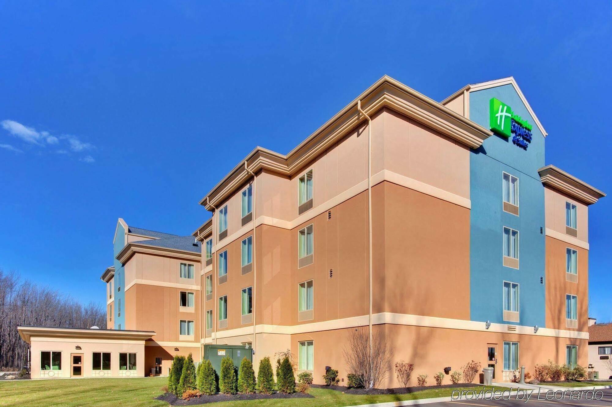 Holiday Inn Express Hotel & Suites Hamburg By Ihg Zewnętrze zdjęcie