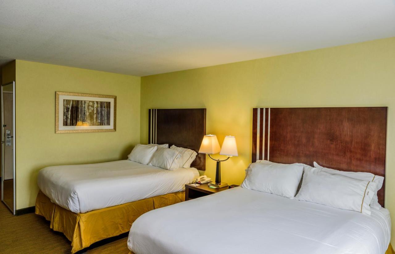 Holiday Inn Express Hotel & Suites Hamburg By Ihg Zewnętrze zdjęcie